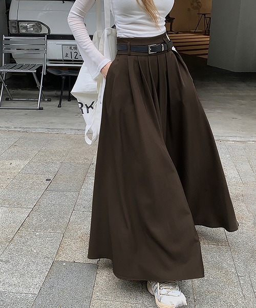 Doux Belle(ドゥーベル)の「ハイウエストロングプリーツスカート(スカート・レディース・ブラック/グレー/ブラウン・LARGE/MEDIUM/X-LARGE)」の15枚目の写真