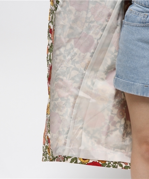 E hyphen world gallery MANIA(イーハイフンワールドギャラリーマニア)の「M 花柄フレアチェスターコート(チェスターコート・レディース・オフホワイト・MEDIUM/SMALL)」の6枚目の写真