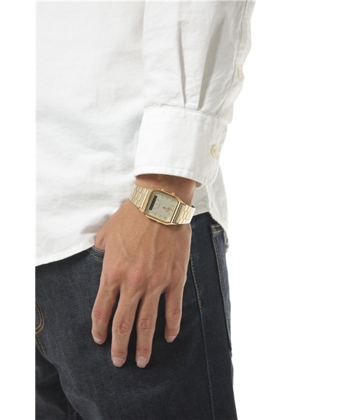 AMERICAN RAG CIE（アメリカンラグシー）の「CASIO（カシオ）時計　BRI-AQ-230GA（アナログ腕時計・メンズ・ゴールド・ﾌﾘ-）」の6枚目の写真