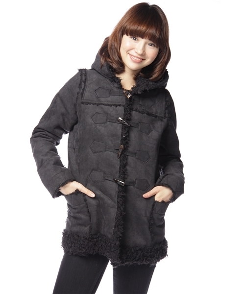 mystic（ミスティック）の「フェイクムートンダッフル（ダッフルコート・レディース・キャメル/ブラック/ベージュ・FREE）」の2枚目の写真