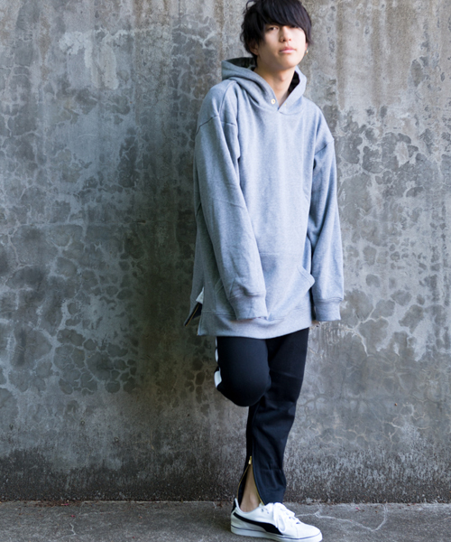 MANGROVE（マングローブ）の「【MANGROVE】スウェット裾ZIPプルオーバーBIGパーカー（パーカー・メンズ・ベージュ/ネイビー/マスタード/ホワイト/ブラック/グレー/チャコールグレー/ブルー/ダークグレー/杢グレー・FREE）」の19枚目の写真