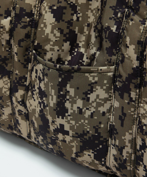 Camo バッグ Camo Rabbits トートバッグ ビッグトートバッグ トートバッグ Fr2 エフアールツー のファッション