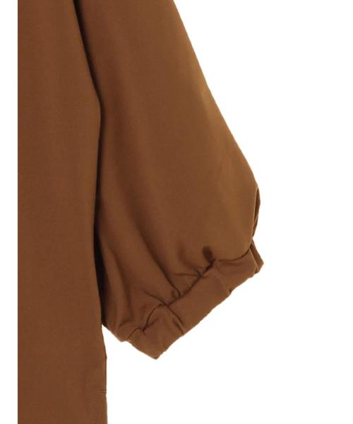 koe（コエ）の「・キーネック袖ボリュームプルオーバー（Tシャツ/カットソー・レディース・オフホワイト/ライトブラウン/カーキ/ネイビー・FREE）」の9枚目の写真