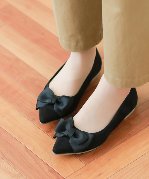 menue(メヌエ)の「イイ女ポインテッド グログランリボン ローヒールパンプス(パンプス・レディース・ブラック/アッシュブラウン/ネイビー/エンジ/ブラック系その他・22cm/22.5cm/21.5cm/23cm/23.5cm/24cm/24.5cm/25cm/25.5cm/26.0cm)」の1枚目の写真