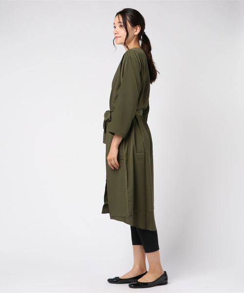 KOBE LETTUCE（コウベレタス）の「ウエストリボン付きジョーゼットロングガウン＊レディース/羽織り/ライトアウター[C3453]神戸レタス（その他アウター・レディース・ブラック/パープル/カーキ/グレイッシュベージュ・FREE）」の5枚目の写真