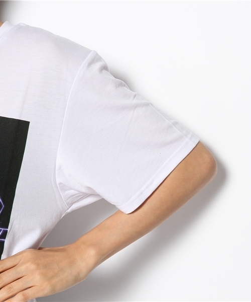 DANCE LB-03(ダンス エルビー・ゼロスリー)の「トライアングル BOYS Tシャツ(Tシャツ/カットソー・レディース・ホワイト系/ブラック系・FREE)」の8枚目の写真