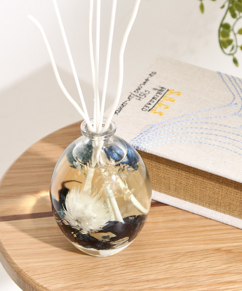 BAYFLOW（ベイフロー）の「BOTANICA DIFFUSER　ボタニカディフューザー（ルームフレグランス/お香・レディース・グリーン/ブルー/レッド/イエロー・0）」の3枚目の写真