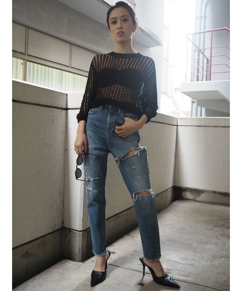 GYDA(ジェイダ)の「GROUNGE DAMAGE ペグトップデニムパンツ(デニムパンツ・レディース・ライトブルー/ブルー・SMALL/MEDIUM/X-SMALL)」の17枚目の写真
