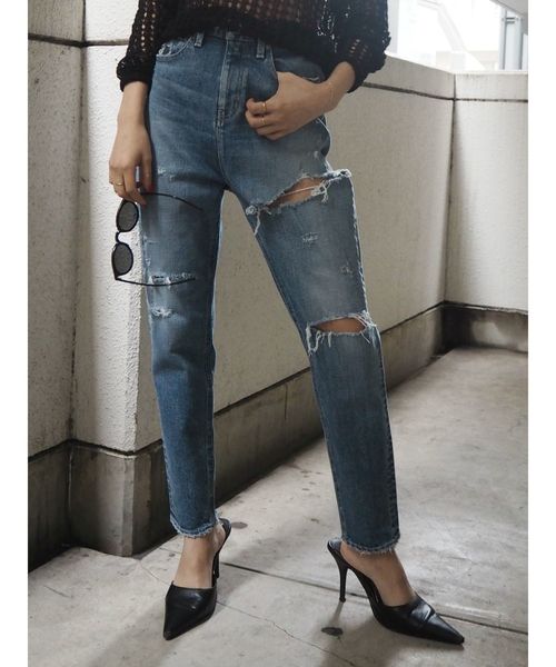 GYDA(ジェイダ)の「GROUNGE DAMAGE ペグトップデニムパンツ(デニムパンツ・レディース・ライトブルー/ブルー・SMALL/MEDIUM/X-SMALL)」の14枚目の写真