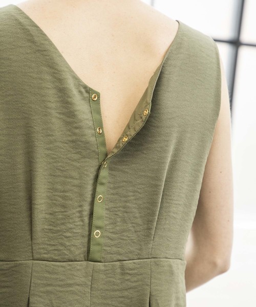 Emma Taylor（エマテイラー）の「リングドットフレアドレス（ドレス・レディース・ブラック/ベージュ/カーキ・36/38）」の9枚目の写真