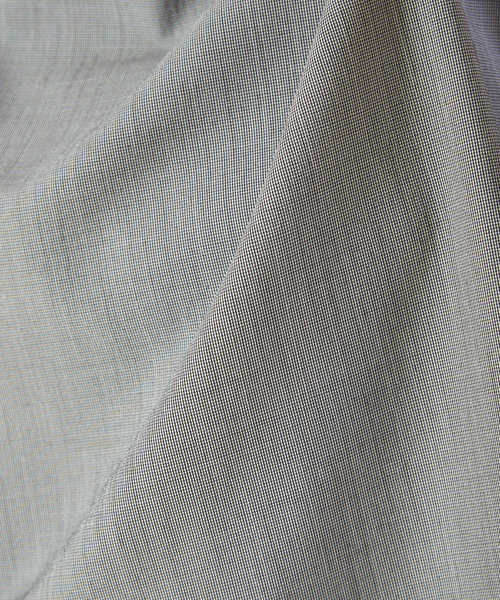 qualite（カリテ）の「《吸汗速乾・UVカット・接触冷感・透け防止》ドライスラブシャツ（シャツ/ブラウス・レディース・ブラック/グレー/ホワイト・38/36）」の21枚目の写真