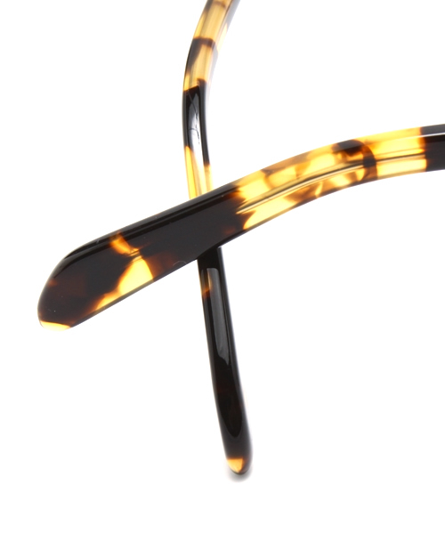 UNITED ARROWS（ユナイテッドアローズ）の「UAW ホソウェリントン CLEAR メガネ◆（メガネ・レディース・ブラック/ダークブラウン・フリー）」の3枚目の写真