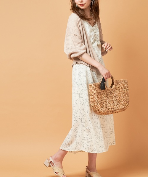 natural couture(ナチュラルクチュール)の「すっきりAラインレトロワンピース(ワンピース・レディース・オフホワイト/ブラック/モカ/ベージュ/グリーン/ネイビー・FREE)」の10枚目の写真