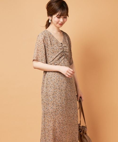 natural couture(ナチュラルクチュール)の「すっきりAラインレトロワンピース(ワンピース・レディース・オフホワイト/ブラック/モカ/ベージュ/グリーン/ネイビー・FREE)」の21枚目の写真