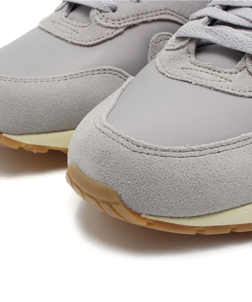 And A（アンドエー）の「NIKE AIR MAX 1 ESSENTIAL（スニーカー・メンズ・グレー/グリーン・26.0cm/28.0cm/27.0cm）」の5枚目の写真