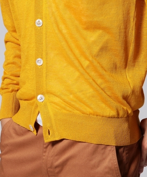 UNITED ARROWS（ユナイテッドアローズ）の「UAB カラードリネン　ハイゲージカーディガン ◆（カーディガン/ボレロ・メンズ・ロイヤルブルー/イエロー/ケリー・SMALL/X-SMALL/X-LARGE/LARGE/MEDIUM）」の10枚目の写真