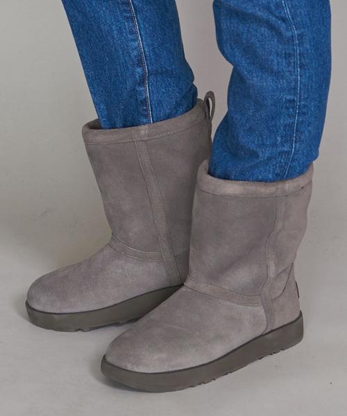 UGG（アグ）の「【WEB限定】＜UGG＞クラッシックショートブーツ ◆（ブーツ・レディース・グレー/ブラック・7/5/8/6）」の9枚目の写真