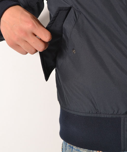 AMERICAN RAG CIE(アメリカンラグシー)の「ALPHA × AMERICAN RAG CIE リモンタMA-1∴(ミリタリージャケット・メンズ・オリーブ/ネイビー・SMALL/MEDIUM/LARGE)」の9枚目の写真