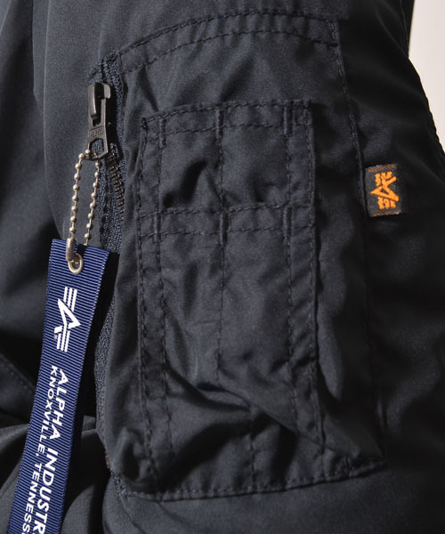 AMERICAN RAG CIE(アメリカンラグシー)の「ALPHA × AMERICAN RAG CIE リモンタMA-1∴(ミリタリージャケット・メンズ・オリーブ/ネイビー・SMALL/MEDIUM/LARGE)」の18枚目の写真