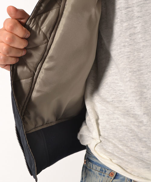 AMERICAN RAG CIE(アメリカンラグシー)の「ALPHA × AMERICAN RAG CIE リモンタMA-1∴(ミリタリージャケット・メンズ・オリーブ/ネイビー・SMALL/MEDIUM/LARGE)」の17枚目の写真