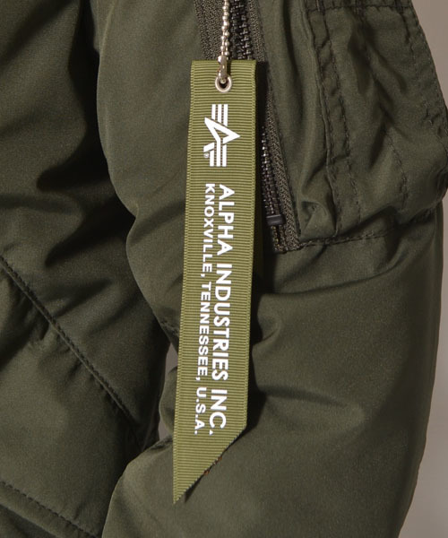 AMERICAN RAG CIE(アメリカンラグシー)の「ALPHA × AMERICAN RAG CIE リモンタMA-1∴(ミリタリージャケット・メンズ・オリーブ/ネイビー・SMALL/MEDIUM/LARGE)」の5枚目の写真