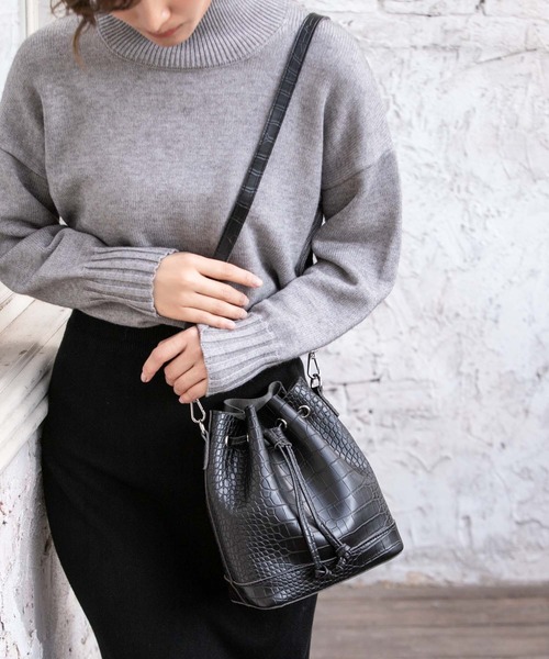 Edit Sheen（エディットシーン）の「クロコ型押し巾着ショルダーバッグ（ショルダーバッグ・レディース・ブラック/ブラウン・FREE）」の11枚目の写真