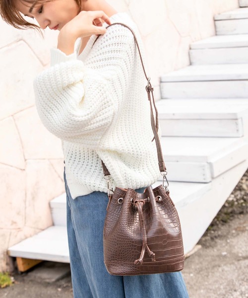 Edit Sheen（エディットシーン）の「クロコ型押し巾着ショルダーバッグ（ショルダーバッグ・レディース・ブラック/ブラウン・FREE）」の16枚目の写真