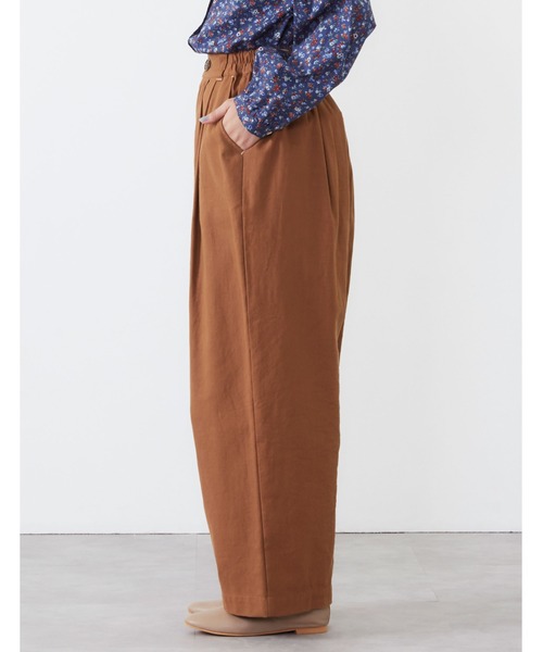 POU DOU DOU（プードゥドゥ）の「9分丈ボリュームタックパンツ（その他パンツ・レディース・ダークブラウン/インディゴブルー/アイボリー・3）」の20枚目の写真