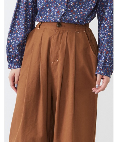 POU DOU DOU（プードゥドゥ）の「9分丈ボリュームタックパンツ（その他パンツ・レディース・ダークブラウン/インディゴブルー/アイボリー・3）」の22枚目の写真