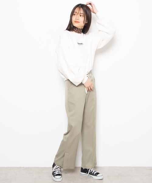 WEGO(ウィゴー)の「WEGO/ロゴドロストビッグシルエットプルオーバー(スウェット・レディース・ベージュ/アイボリー/ライトグレー・FREE)」の4枚目の写真