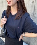 TOMMY HILFIGER(トミーヒルフィガー)の「トップス(Tシャツ/カットソー)」