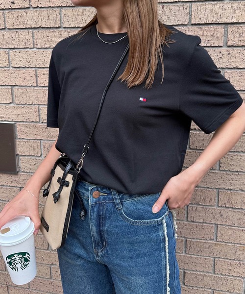 売れ筋商品|||トミー ヒルフィガー Tシャツ レディース トップス TEE - Basic T-shirt - black TOMMY HILFIGER tシャツ レギュラーポップカラーフラッグTシャツ