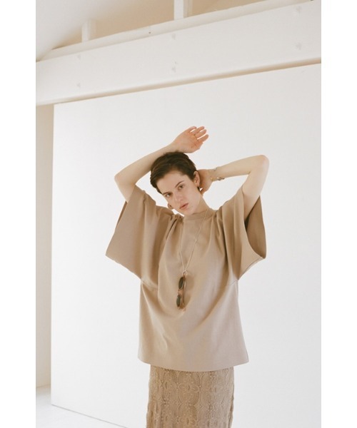 CLANE（クラネ）の「T-LINE BIG TOPS（Tシャツ/カットソー・レディース・ホワイト/ブラック/ベージュ・1/2）」の3枚目の写真