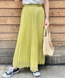シアープリーツスカート