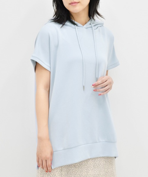 Ambre Neige(アンブルネージュ)の「フレンチスリーブパーカー/パウダリーパーカー/【WEB/EC限定商品】(パーカー・レディース・カーキ/サックスブルー/オフホワイト・FREE)」の9枚目の写真