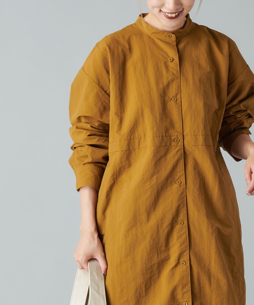 PUAL CE CIN(ピュアルセシン)の「スタンドカラー前開きワンピース(ワンピース・レディース・ブラック/ベージュ/キャメル・FREE)」の8枚目の写真