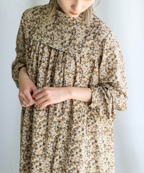 select MOCA(セレクトモカ)の「2021 SS 小花柄切り替えデザインワンピース(ワンピース・レディース・ブラック/ベージュ/ブラウン・FREE)」の18枚目の写真