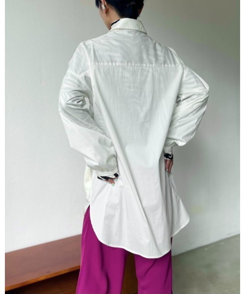 Solace（ソレイス）の「ベストレイヤードオーバーシルエットシャツ（シャツ/ブラウス・レディース・ブルー/ホワイト・FREE）」の3枚目の写真