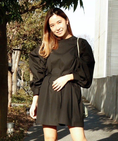 Per sist ence（パーシエンス）の「2WAY ボリュームスリーブ コットン チュニックブラウス/ミニワンピ（ワンピース・レディース・ブラック/パープル/オフホワイト/グリーン/ベージュ・FREE）」の17枚目の写真