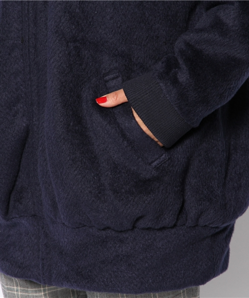 DISCOAT（ディスコート）の「【Discoat】ボリューム衿ボアブルゾン（ブルゾン・レディース・オフホワイト/ネイビー/グレー/ブラック・ﾌﾘ-）」の11枚目の写真