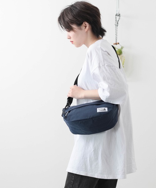 Healthknit Product（ヘルスニットプロダクト）の「シワナイロン