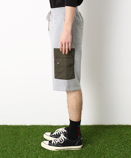 Purple&Yellow（パープルアンドイエロー）の「配色ポケット　ショートパンツ（その他パンツ・メンズ・グレー/ブラック・SMALL/MEDIUM/LARGE/X-LARGE）」の5枚目の写真