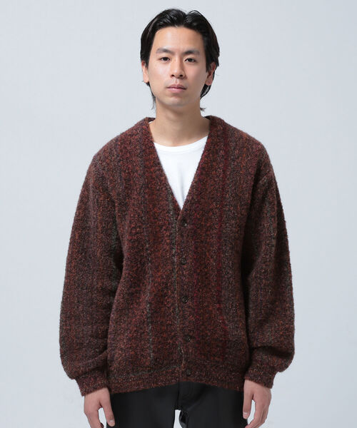 BEAMS（ビームス）の「BEAMS / 5ゲージ ブークレニット カーディガン（カーディガン/ボレロ・メンズ・グリーン/ワイン・SMALL/MEDIUM/LARGE/X-LARGE）」の11枚目の写真