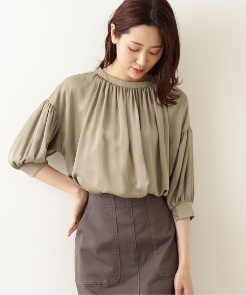 NATURAL BEAUTY BASIC（ナチュラルビューティーベーシック）の「【Petit LUXE】シルキーサテン2WAYブラウス（シャツ/ブラウス・レディース・グレー系その他/ベージュ/ラベンダー・SMALL/MEDIUM）」の13枚目の写真