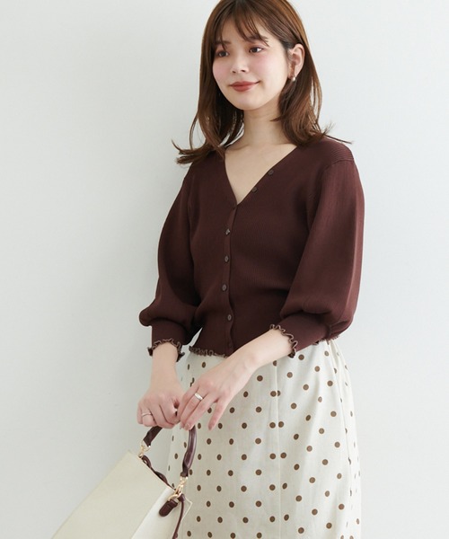 natural couture(ナチュラルクチュール)の「袖口メローショート丈リブカーデ(ニット/セーター・レディース・オフホワイト/ブラウン/ピンク/ブラック・FREE)」の20枚目の写真