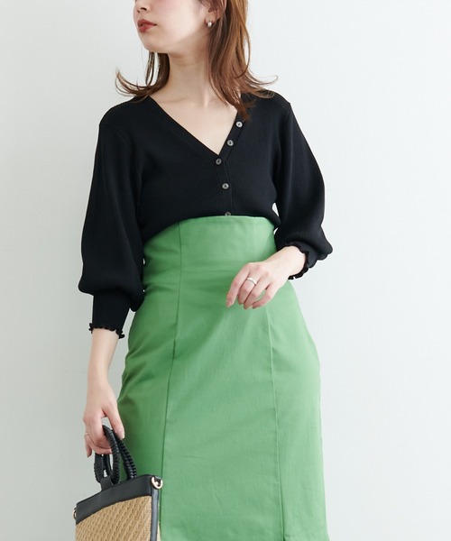 natural couture(ナチュラルクチュール)の「袖口メローショート丈リブカーデ(ニット/セーター・レディース・オフホワイト/ブラウン/ピンク/ブラック・FREE)」の15枚目の写真