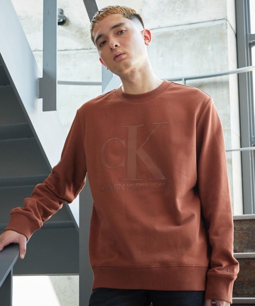 Calvin Klein Jeans（カルヴァンクラインジーンズ）の「アーバン エクスプレッション ロゴ スウェットシャツ（スウェット・メンズ・ブラック/ブラウン・S/M/L/XL）」の11枚目の写真