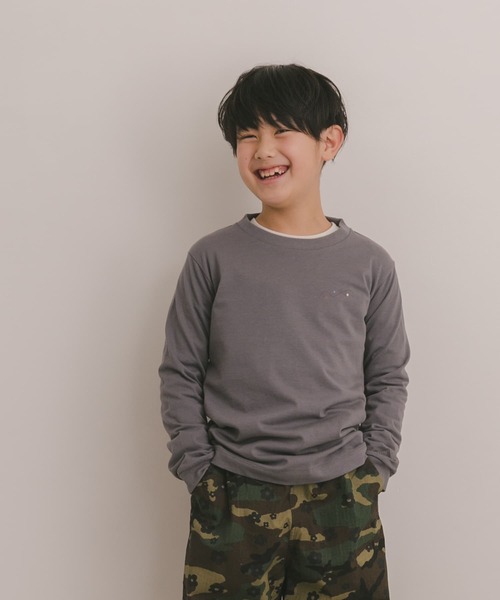 URBAN RESEARCH DOORS(アーバンリサーチドアーズ)の「『別注』Common Noun×DOORS KanaBelgium 長袖T(KIDS)(Tシャツ/カットソー・キッズ・チャコールグレー/ライトブルー・120/105/150/135)」の15枚目の写真