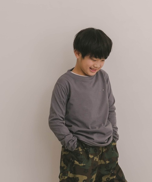 URBAN RESEARCH DOORS(アーバンリサーチドアーズ)の「『別注』Common Noun×DOORS KanaBelgium 長袖T(KIDS)(Tシャツ/カットソー・キッズ・チャコールグレー/ライトブルー・120/105/150/135)」の16枚目の写真