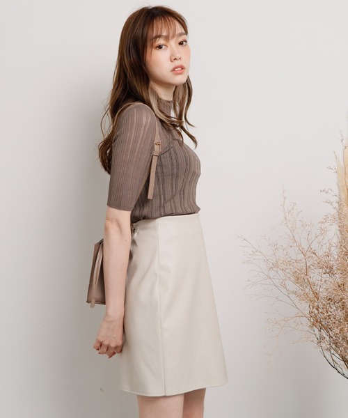 LIPSERVICE(リップサービス)の「シアーリブハーフニット(ニット/セーター・レディース・ホワイト/ブラック/ピンク/グレイッシュベージュ・FREE)」の6枚目の写真